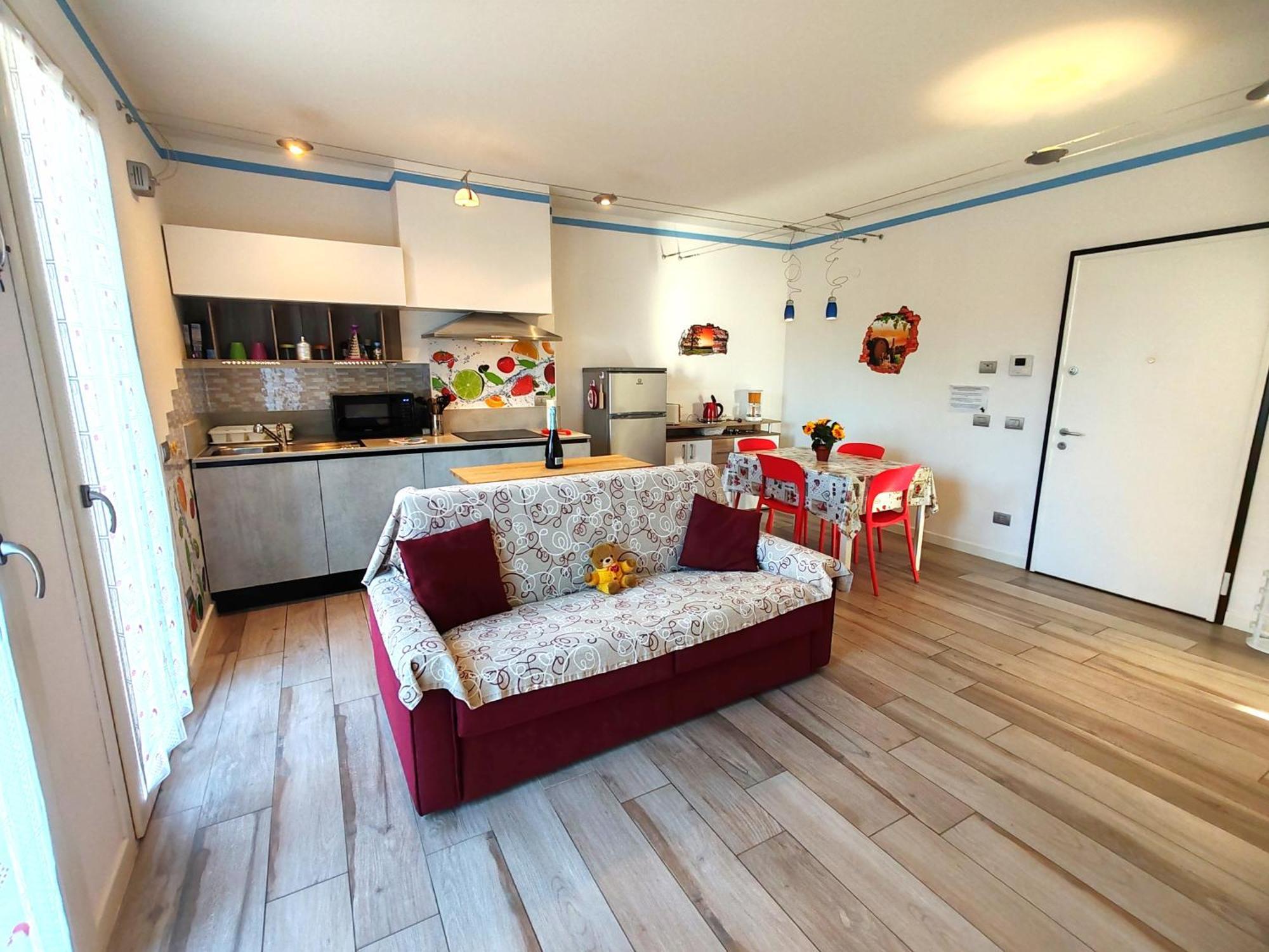 Butterfly Apt In Suna With Garage Verbania Exterior photo